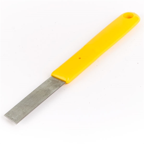 Kittkniv med plastskaft och stålhuvud. Kittkniven används till kittning av fönster.